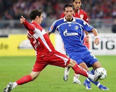 巨大声浪中 巨大声浪中